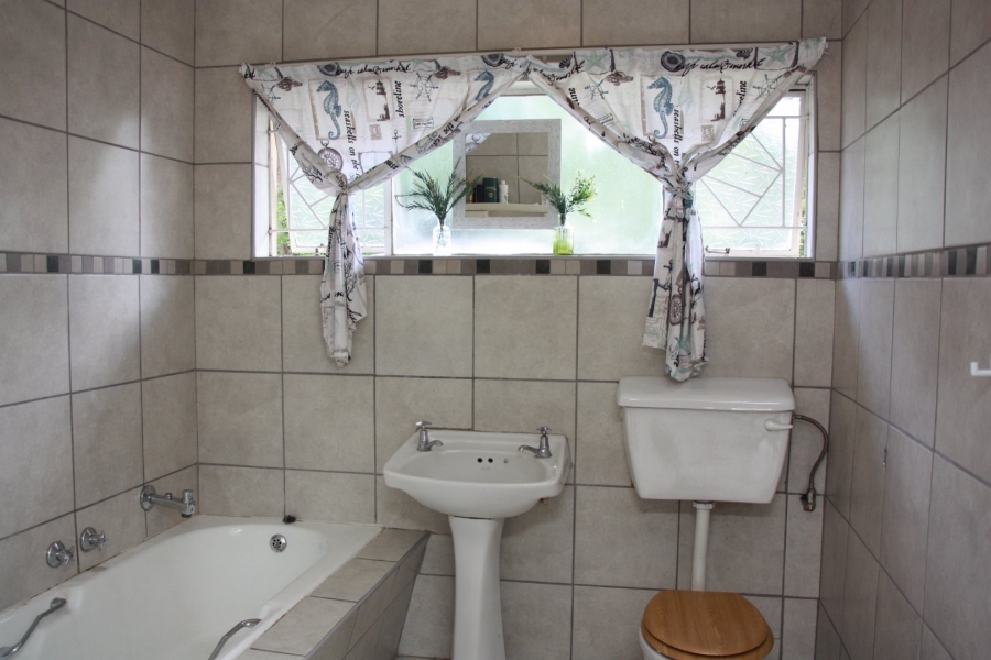 5 Bedroom Property for Sale in Universitas Free State